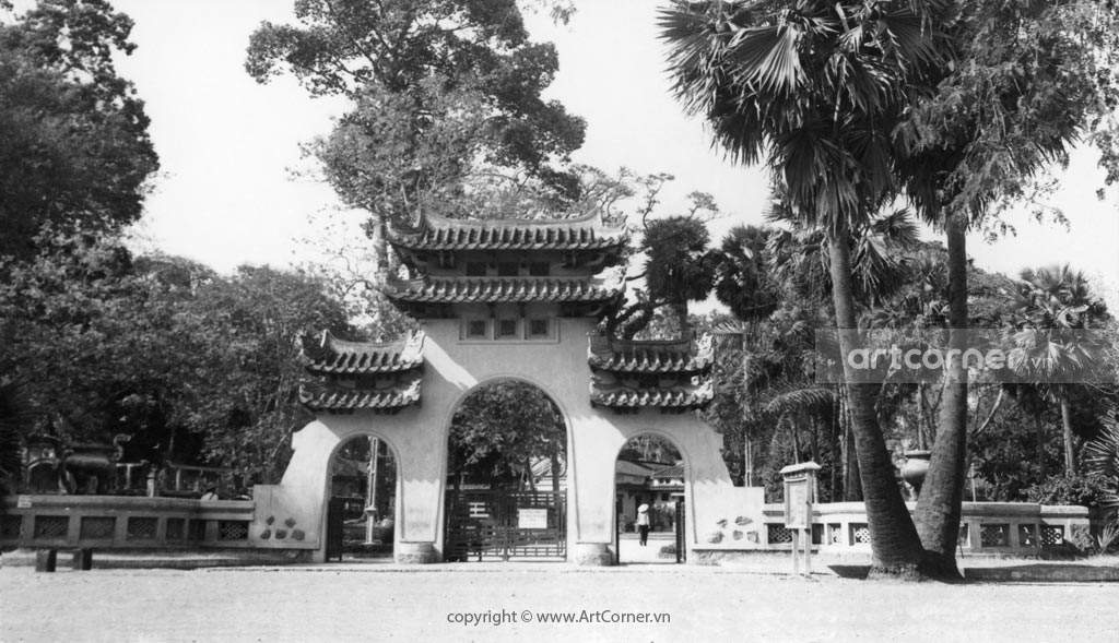 Sài Gòn xưa - The main entrance to Lê Văn Duyệt mausoleum - Cổng chính Lăng Tả quân Lê Văn Duyệt - Sài Gòn - 1965