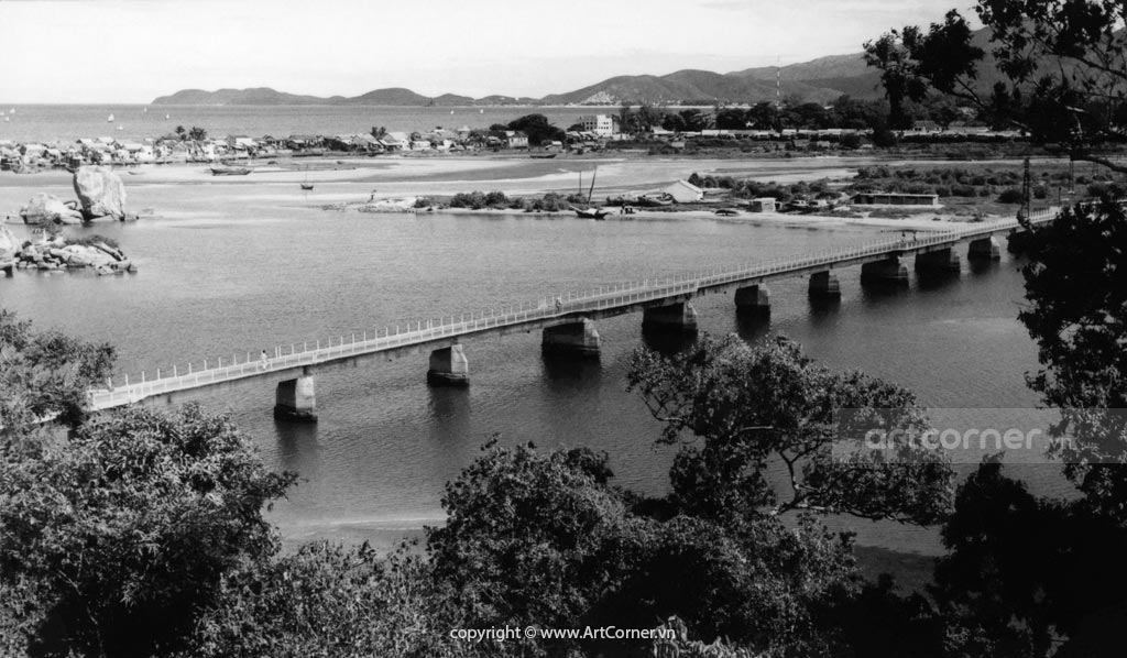 Nha Trang xưa - Cầu Xóm Bóng - Bóng Village Bridge - Nha Trang - 1957